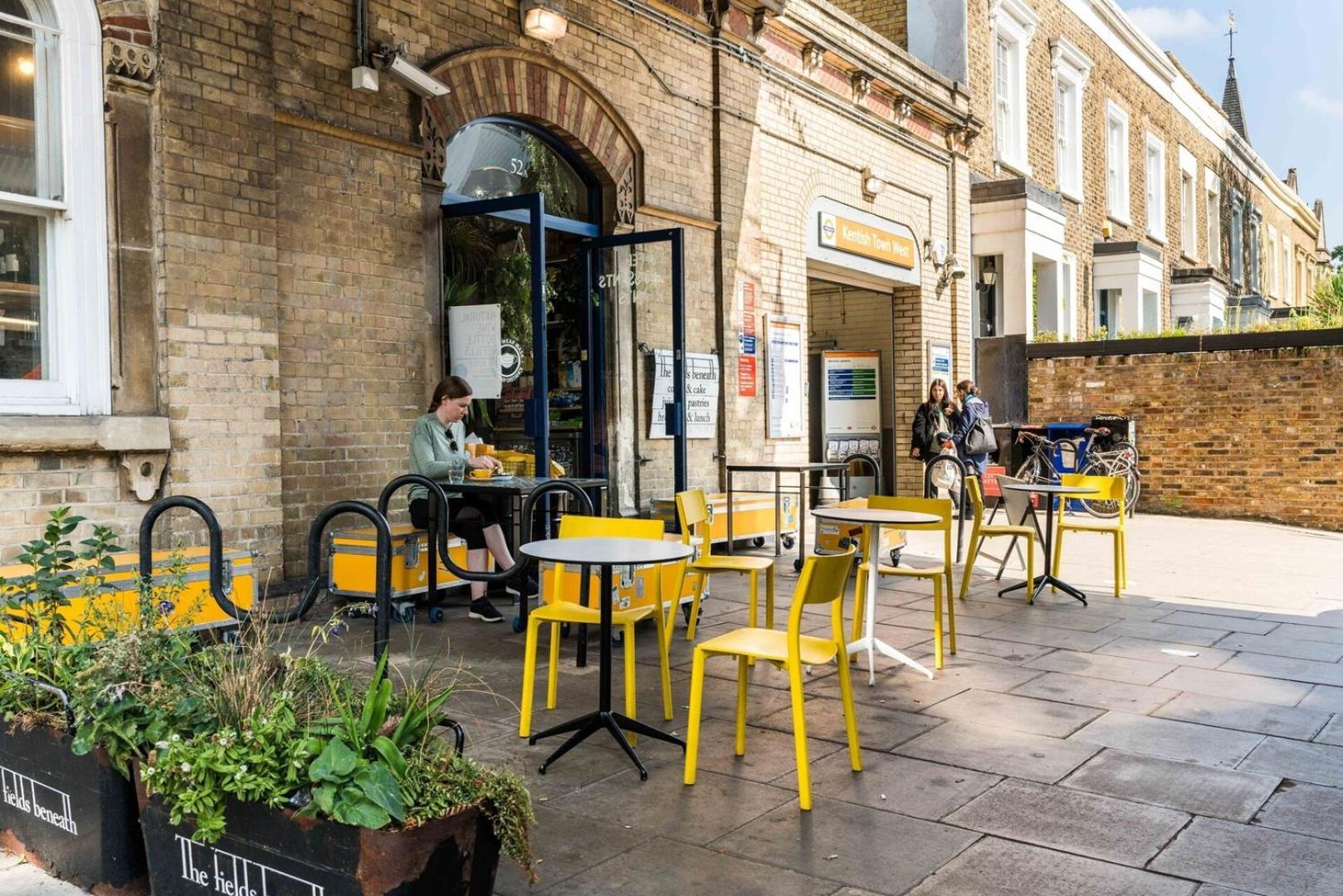 Charming 2 Bedroom Apartment In Kentish Town ลอนดอน ภายนอก รูปภาพ