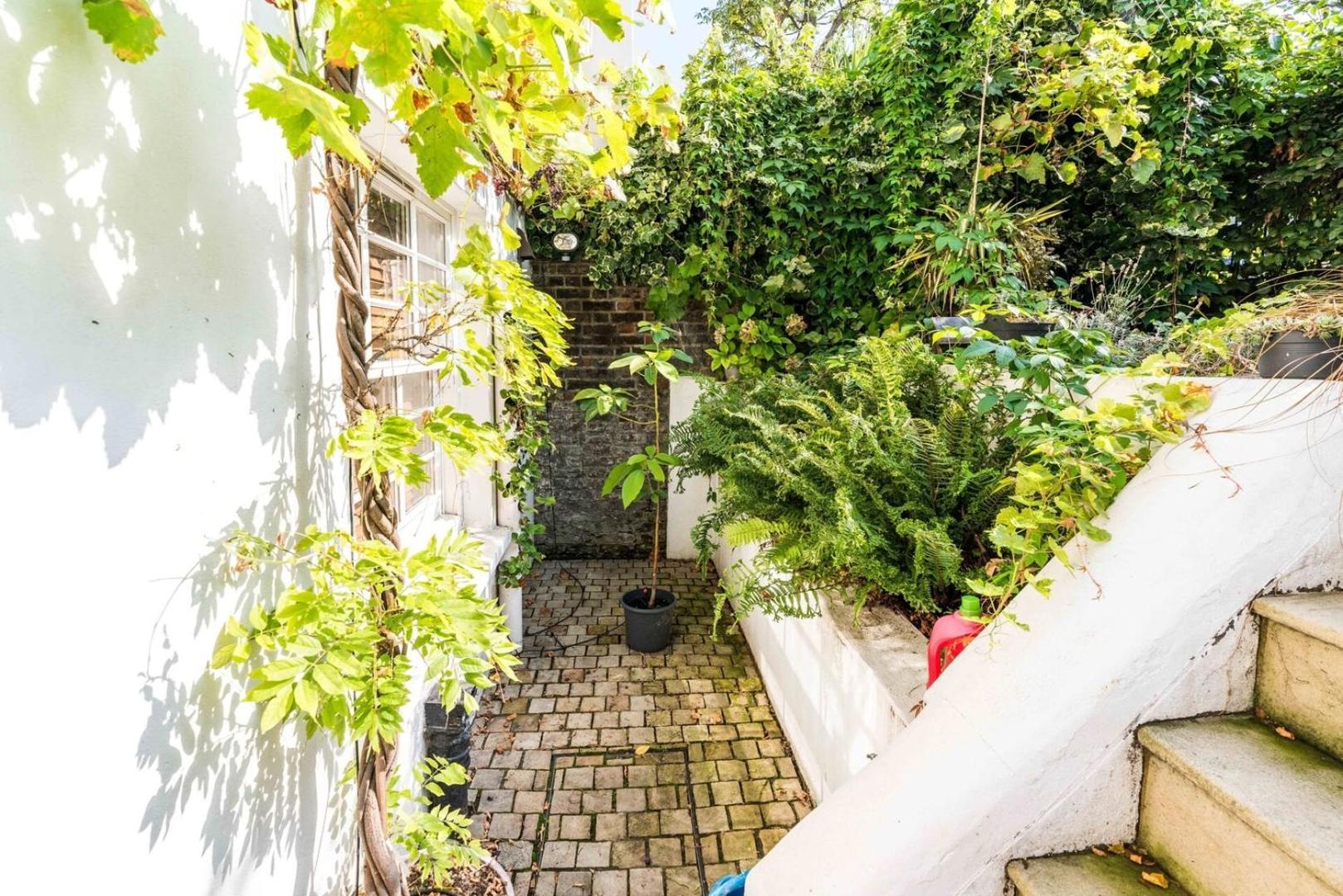 Charming 2 Bedroom Apartment In Kentish Town ลอนดอน ภายนอก รูปภาพ